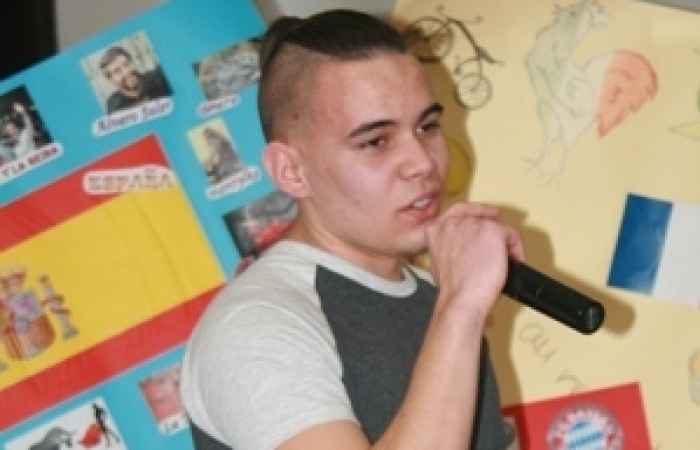 DJ103